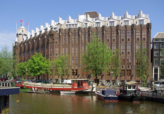 Scheepvaarthuis Amsterdam